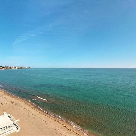 Olimpo - Fuengirola Beachfront Newly Renovated Apartment Exterior photo